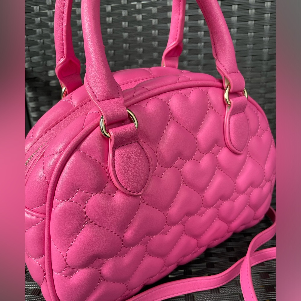 JUICY COUTURE BAG,Juicy Couture Vibrant Pink Heart Crossbody Bag - Picture 2 of 16